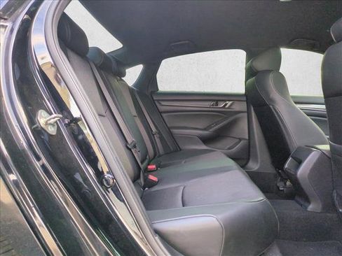 Used 2019 Honda Accord Sport image 18