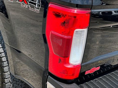 Used 2019 Ford F250 XL w/ STX Appearance Package image 20