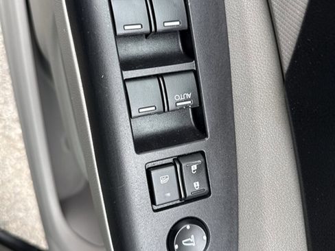 Used 2013 Honda CR-V LX image 20