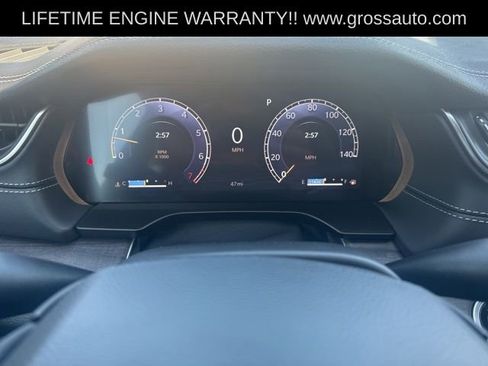 Used 2025 Jeep Grand Cherokee L Limited w/ Luxury Tech Group II AWD/4WD image 16