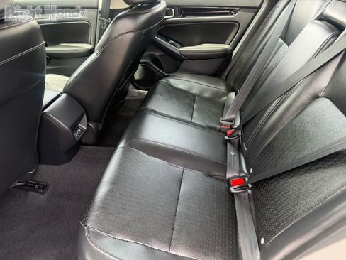 Certified 2024 Honda Civic Touring image 28