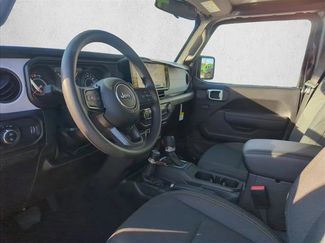 New 2026 Jeep Gladiator Sport AWD/4WD video 2