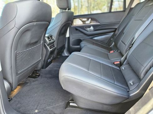 Certified 2025 Mercedes-Benz GLS 450 4MATIC image 13