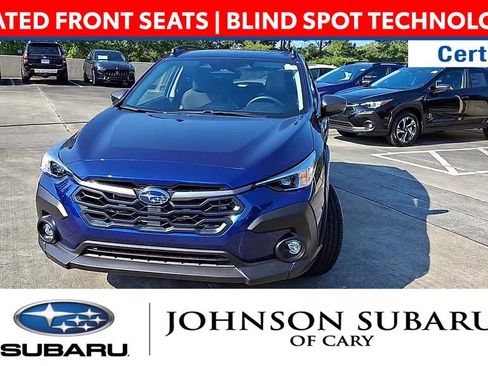 Used 2025 Subaru Crosstrek 2.5i Premium AWD/4WD image 3
