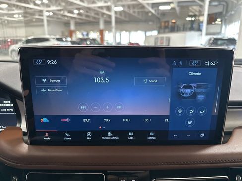 Used 2022 Lincoln Nautilus Reserve w/ Equipment Group 201A image 21