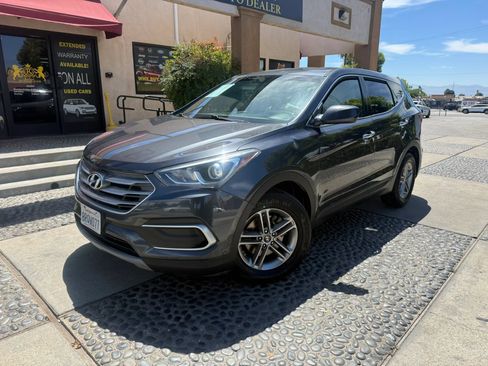 Used 2018 Hyundai Santa Fe Sport FWD image 1