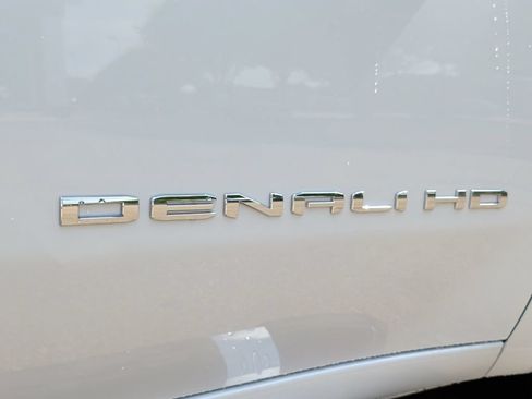 New 2026 GMC Sierra 3500 Denali w/ Denali Reserve Package AWD/4WD image 54
