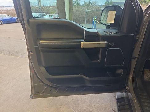 Used 2020 Ford F150 Lariat w/ Equipment Group 502A Luxury image 5