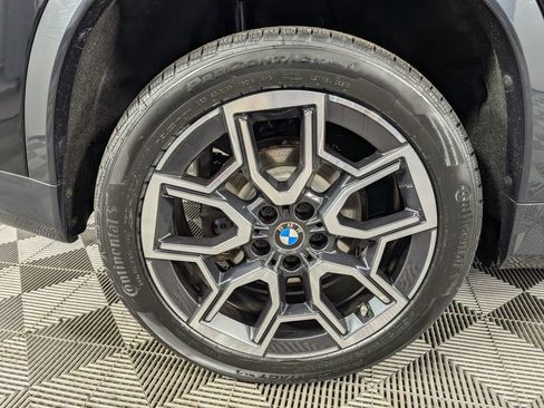 Used 2023 BMW X1 xDrive28i image 9