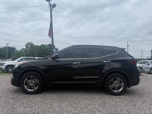 Used 2018 Hyundai Santa Fe Sport FWD image 1
