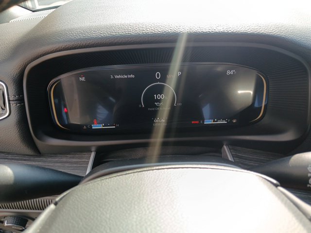 Used 2024 Jeep Wagoneer L Series II AWD/4WD image 46