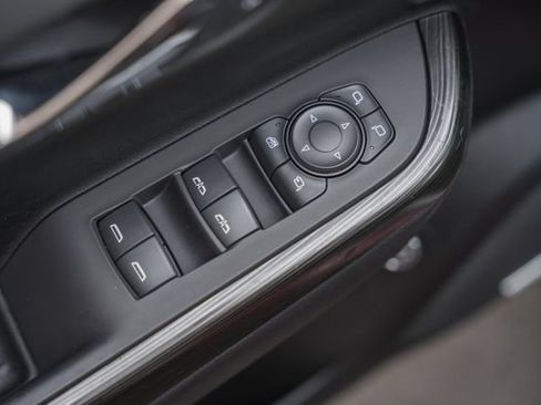 Used 2020 GMC Acadia SLT w/ Premium Package FWD image 48
