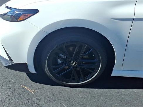 New 2026 Toyota Camry SE image 4