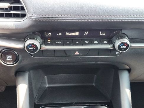 Used 2025 MAZDA MAZDA3 s Sport FWD image 18
