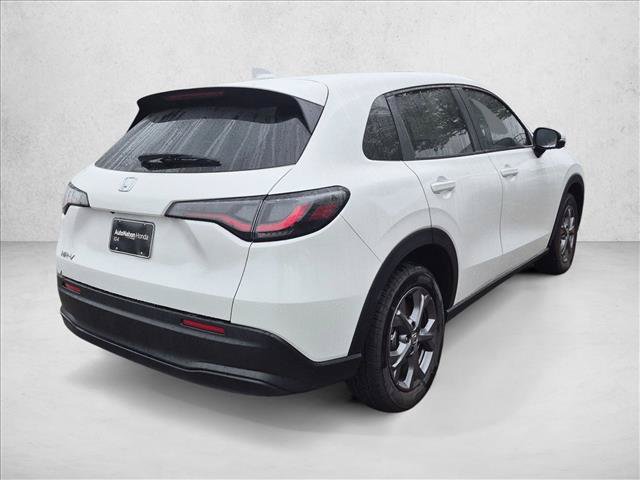 Certified 2027 Honda HR-V LX image 5