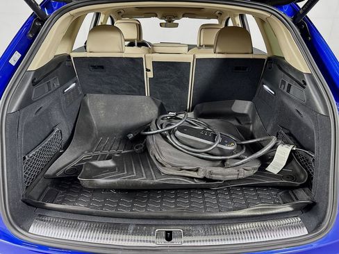 Used 2023 Audi Q5 e Premium Plus image 20