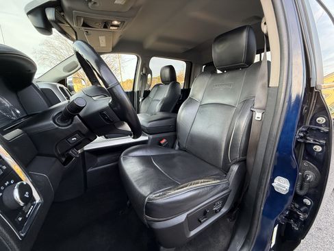Used 2017 RAM 1500 Laramie w/ Convenience Group AWD/4WD image 14