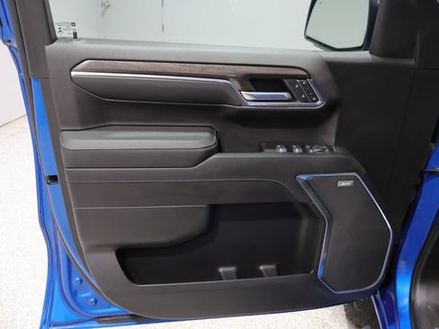 Used 2022 Chevrolet Silverado 1500 LTZ w/ LTZ Premium Package AWD/4WD image 14