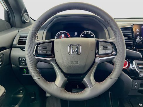 New 2026 Honda Ridgeline Black Edition image 19