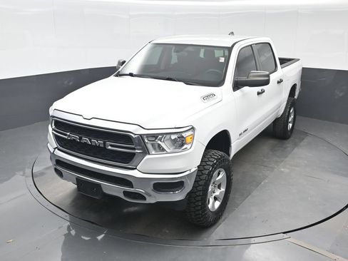 Used 2019 RAM 1500 Tradesman w/ SXT Appearance Group AWD/4WD image 16