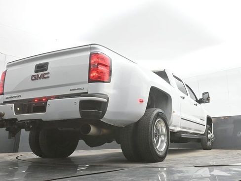 Used 2015 GMC Sierra 3500 Denali w/ Duramax Plus Package AWD/4WD image 31