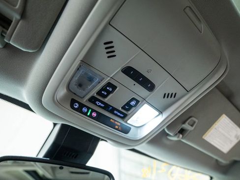 Used 2023 GMC Terrain Denali w/ Denali Premium Package image 36