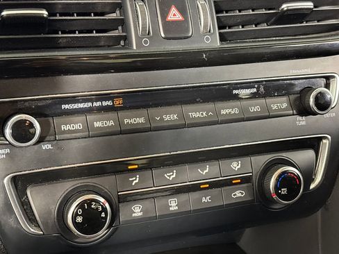 Used 2018 Kia Optima S image 21