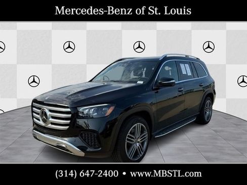 Used 2024 Mercedes-Benz GLS 450 4MATIC image 5