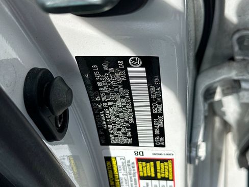Certified 2025 Lexus ES 350 w/ Premium Package FWD image 21