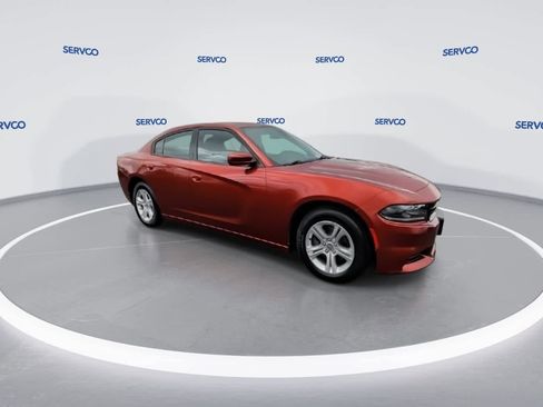 Used 2021 Dodge Charger SXT image 2