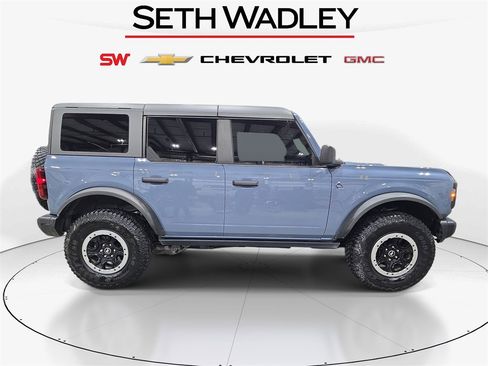 Used 2023 Ford Bronco Black Diamond w/ Sasquatch Package image 8