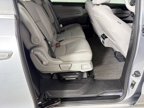 Used 2024 Honda Odyssey Touring image 17