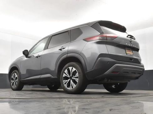 Used 2023 Nissan Rogue SV FWD image 12