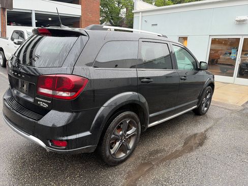Used 2019 Dodge Journey Crossroad AWD/4WD image 6