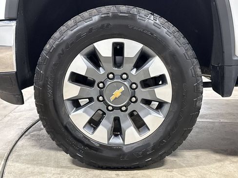 Used 2024 Chevrolet Silverado 2500 W/T w/ WT Convenience Package AWD/4WD image 26