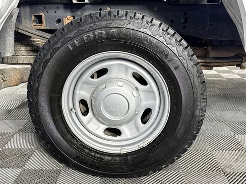 Used 2023 Ford F250 XL image 30