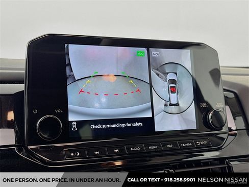 New 2025 Nissan Pathfinder Platinum w/ Black Appearance Package image 14