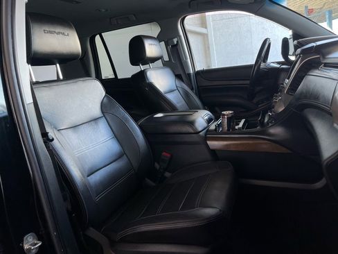 Used 2018 GMC Yukon Denali image 23
