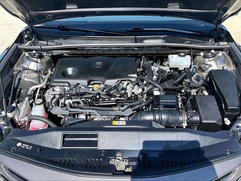 Used 2022 Toyota Camry XSE FWD image 10