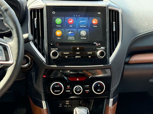 Certified 2023 Subaru Forester Touring AWD/4WD image 18