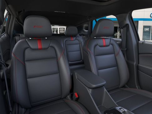 New 2026 Chevrolet Trax RS w/ Sunroof Package FWD image 18