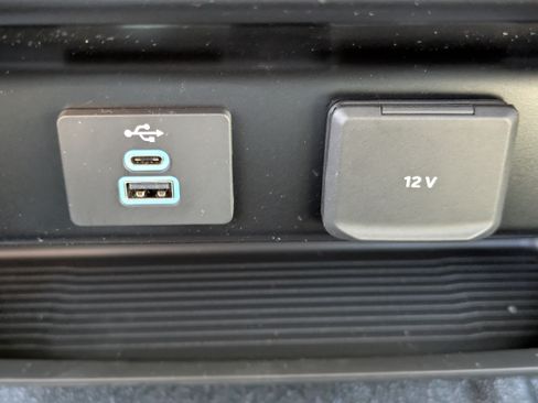 Used 2025 Ford F350 XL w/ 360-Degree Camera Package RWD image 22