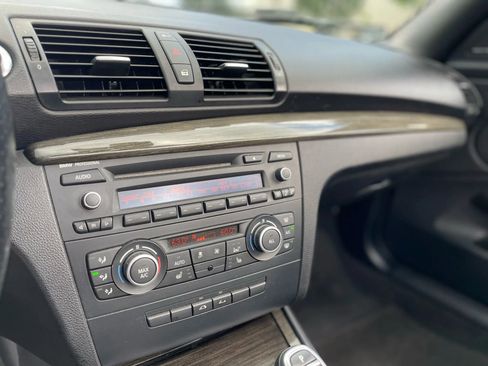 Used 2013 BMW 135i Convertible image 26