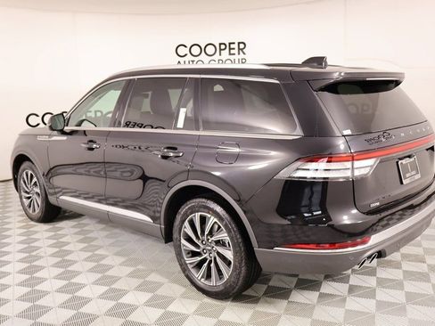 New 2026 Lincoln Aviator AWD image 23