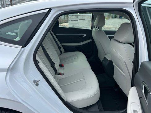 New 2026 Hyundai Sonata SEL FWD image 28