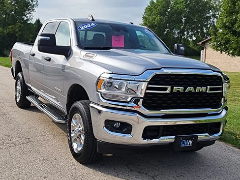 Used 2024 RAM 2500 Big Horn w/ Safety Group AWD/4WD image 6
