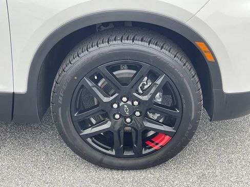 Used 2023 Chevrolet Blazer LT image 10