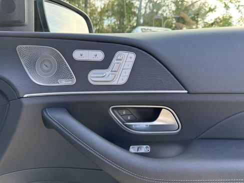 Certified 2024 Mercedes-Benz GLS 580 4MATIC image 30