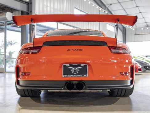 Used 2016 Porsche 911 GT3 RS image 6