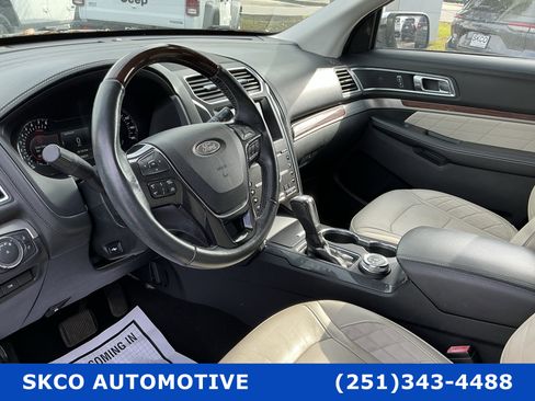 Used 2019 Ford Explorer Platinum image 20
